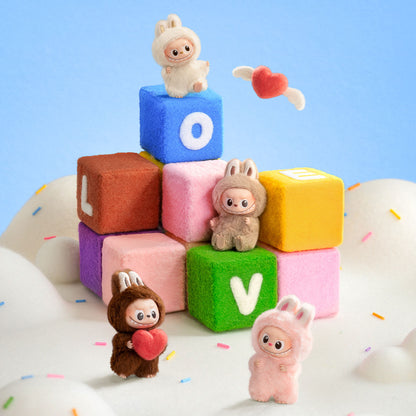 THE MONSTERS PIN FOR LOVE シリーズぬいぐるみペンダント(A-M)